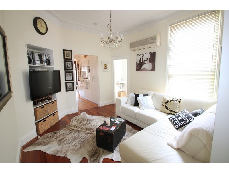 32 Calvert Street, Marrickville NSW 2204