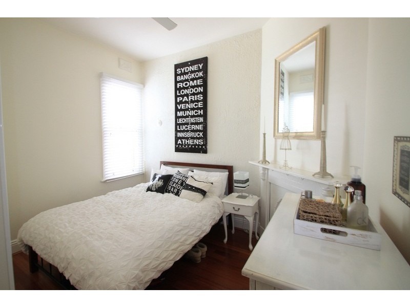 32 Calvert Street, Marrickville NSW 2204