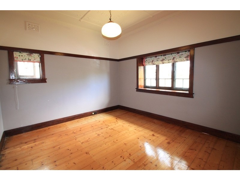 24 Leofrene Avenue, Marrickville NSW 2204