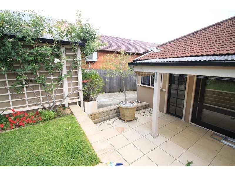 24 Leofrene Avenue, Marrickville NSW 2204