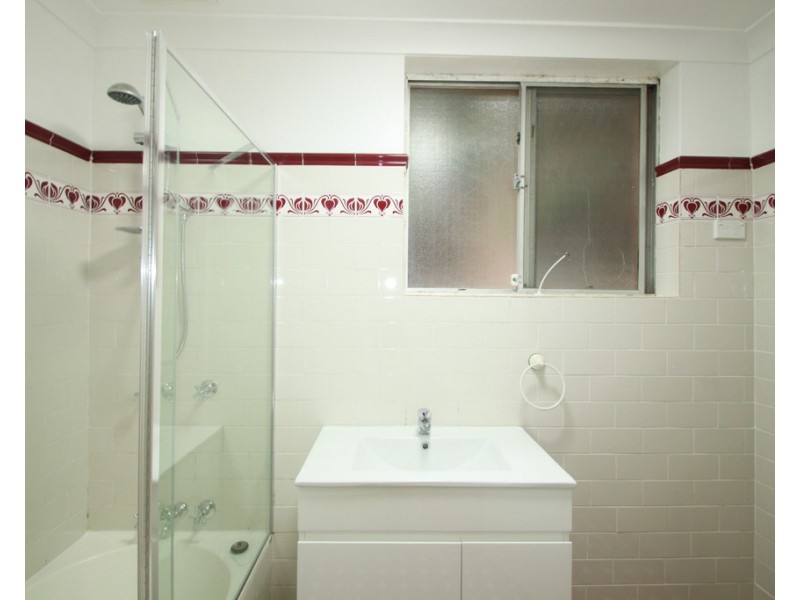4/11 Arthur Street, Marrickville NSW 2204