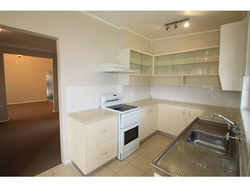 84 Station Street, Tempe NSW 2044