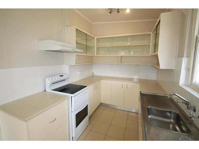 84 Station Street, Tempe NSW 2044