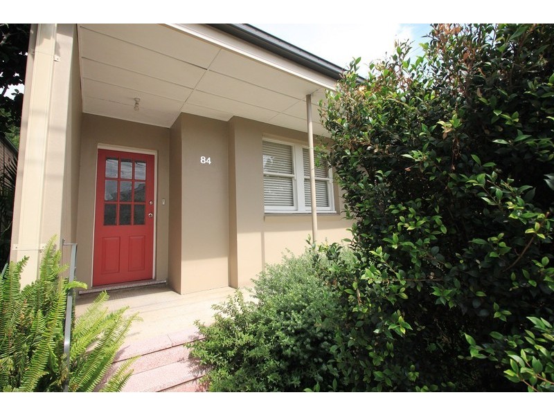 84 Station Street, Tempe NSW 2044