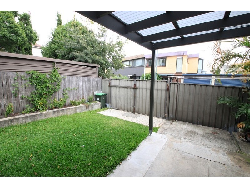 84 Station Street, Tempe NSW 2044