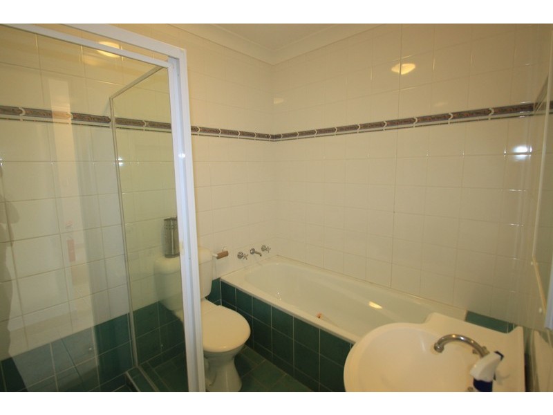 8/96 Duntroon Street, Hurlstone Park NSW 2193