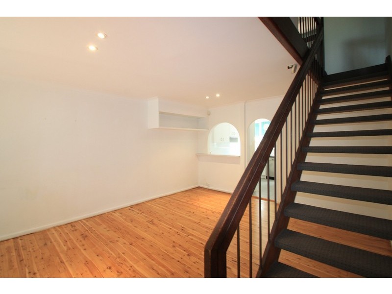 11/74 Floss Street, Hurlstone Park NSW 2193