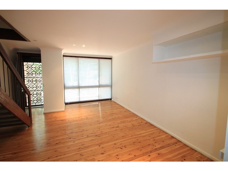 11/74 Floss Street, Hurlstone Park NSW 2193