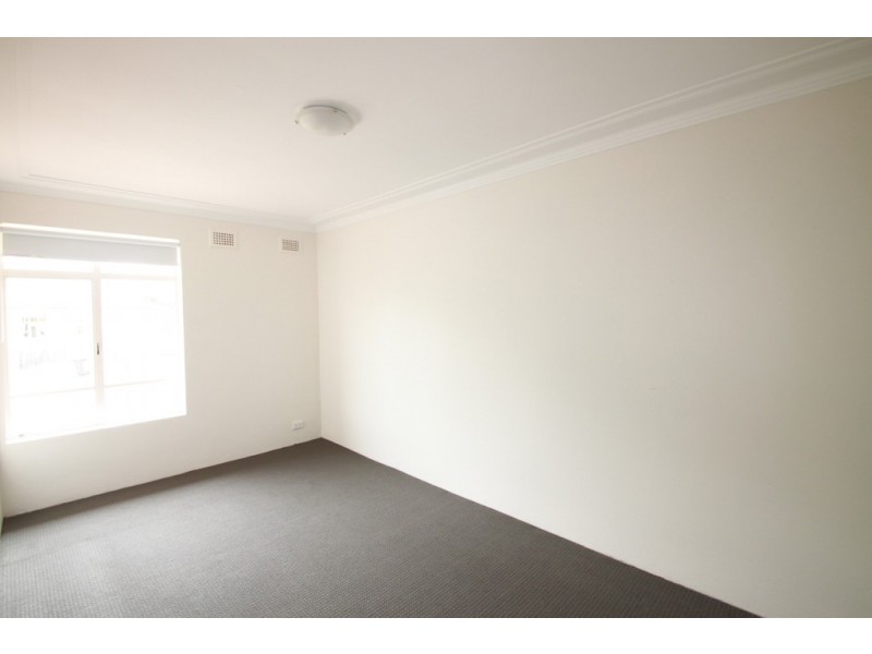 8/54 Crinan Street, Hurlstone Park NSW 2193