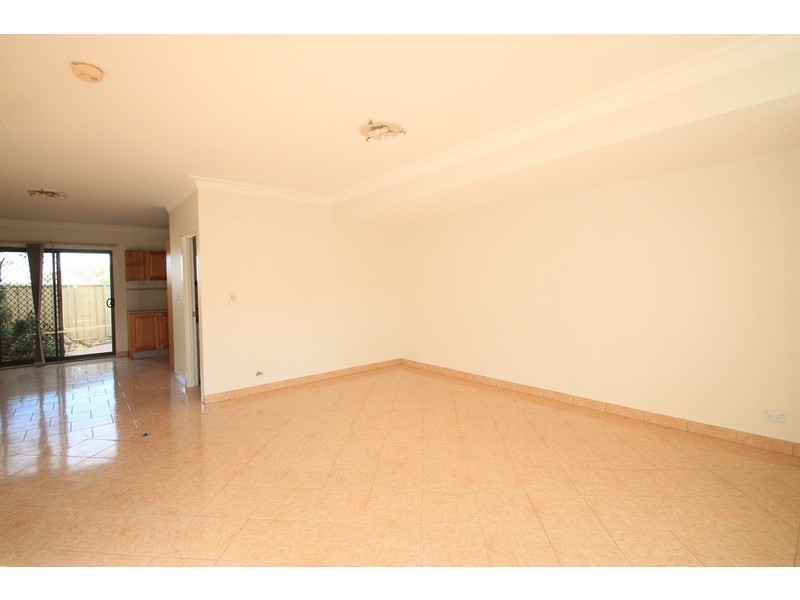 10/96 Duntroon Street, Hurlstone Park NSW 2193