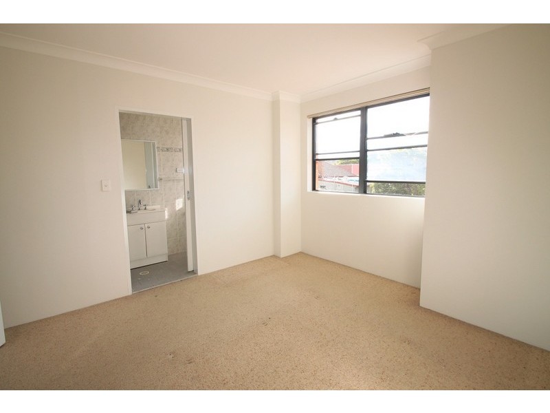 10/96 Duntroon Street, Hurlstone Park NSW 2193