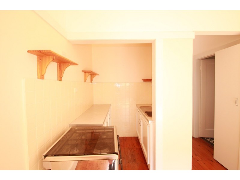 32 Woodbury Street, Marrickville NSW 2204