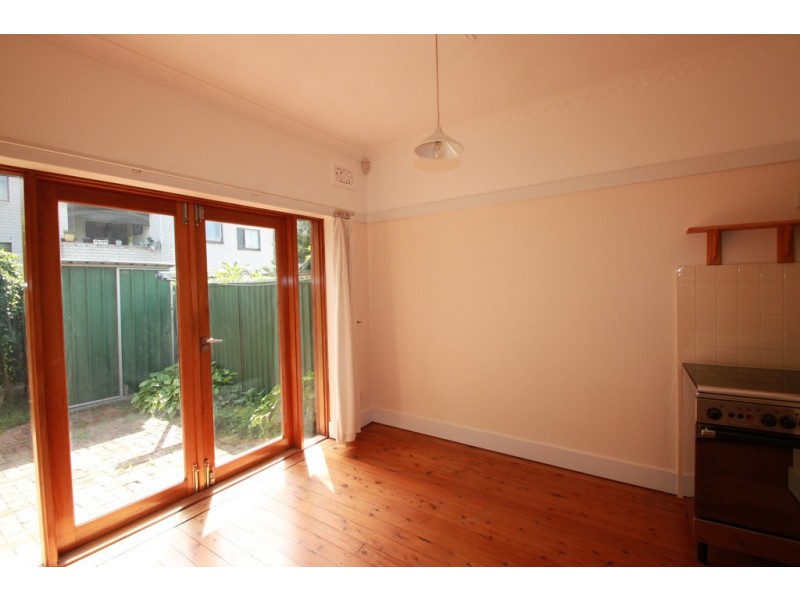 32 Woodbury Street, Marrickville NSW 2204