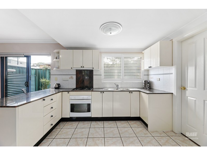 2/3 Mill Lane, Hurlstone Park NSW 2193