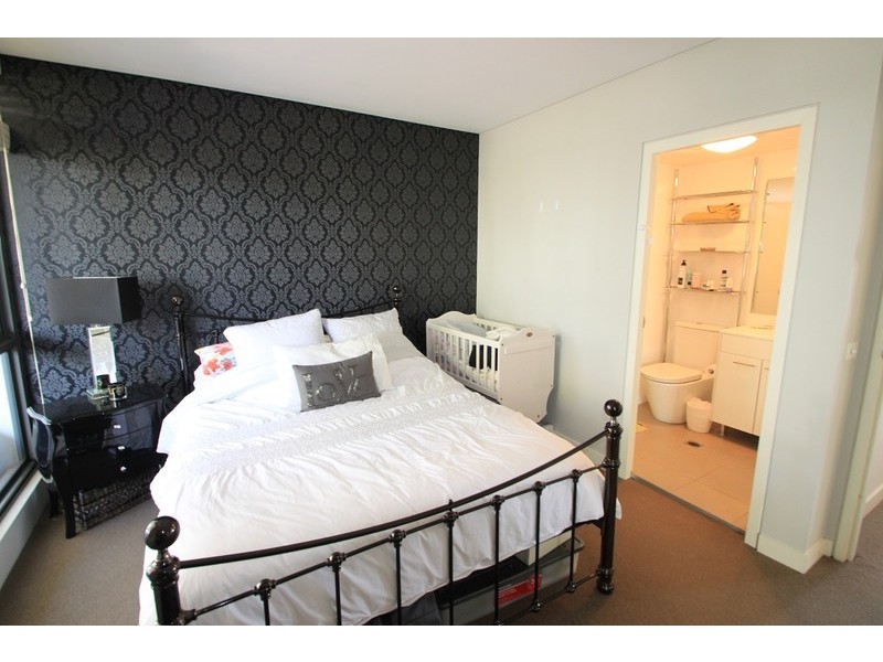 17/2-4 Coulson Street, Erskineville NSW 2043