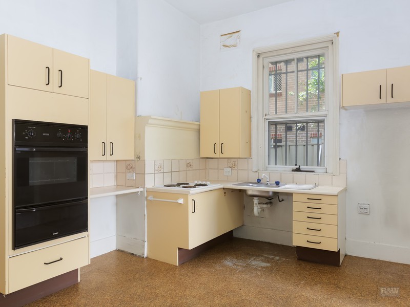 16 Cecilia Street, Marrickville NSW 2204