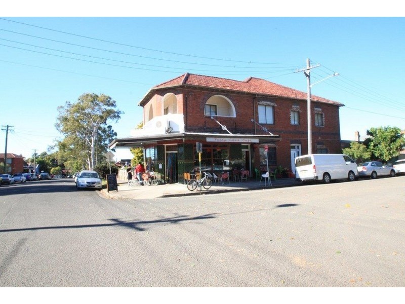 2/27 Black Street, Marrickville NSW 2204