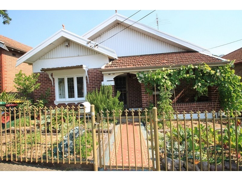 22 Tincombe Street, Canterbury NSW 2193