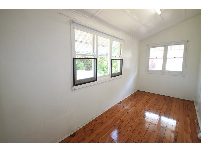 22 Tincombe Street, Canterbury NSW 2193