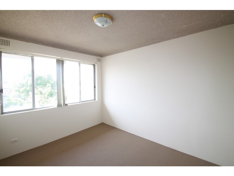 4/26 Myers Street, Roselands NSW 2196