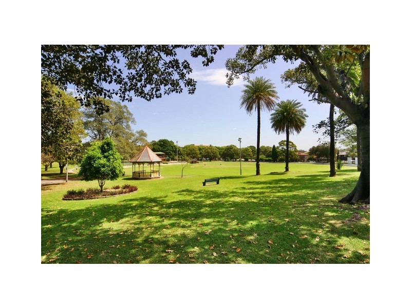 16 Searl Street, Petersham NSW 2049