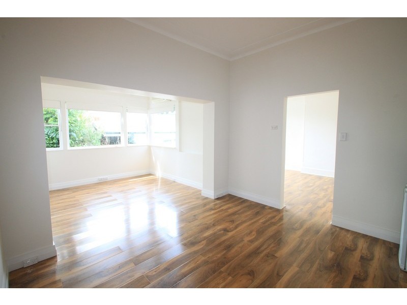 4 Ward Avenue, Canterbury NSW 2193