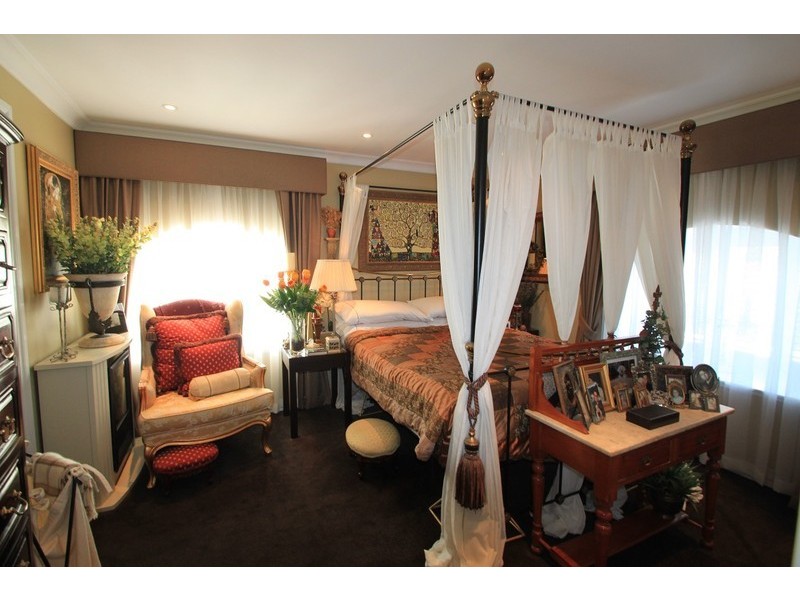 19/2-4 Sugar House Road, Canterbury NSW 2193