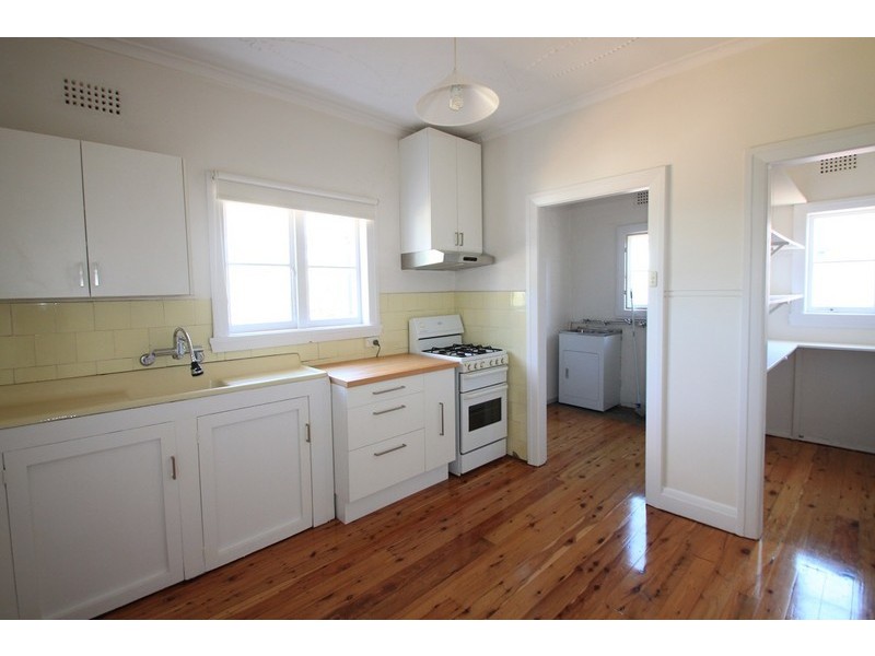 68 Minnamorra Avenue, Earlwood NSW 2206