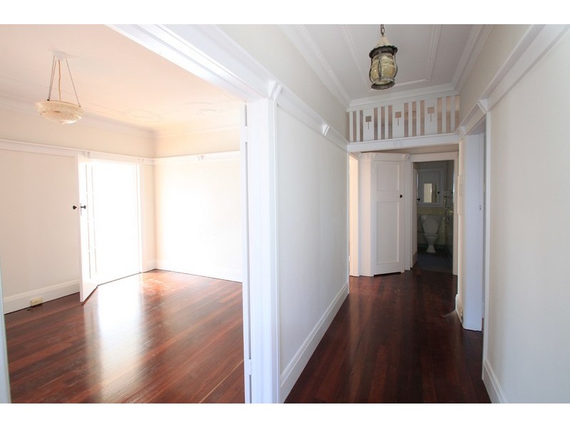 68 Minnamorra Avenue, Earlwood NSW 2206