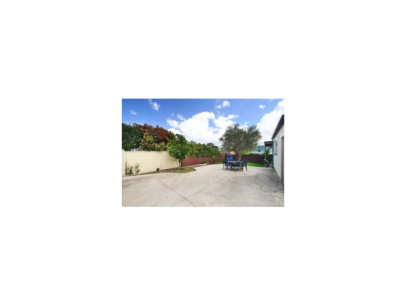 22 Jeffrey Street, Canterbury NSW 2193