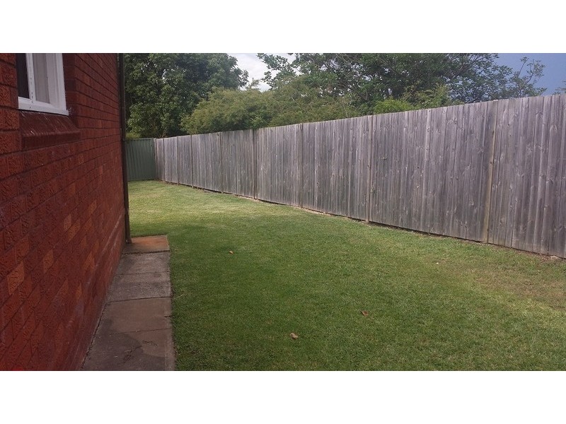 4 Pomroy Avenue, Earlwood NSW 2206