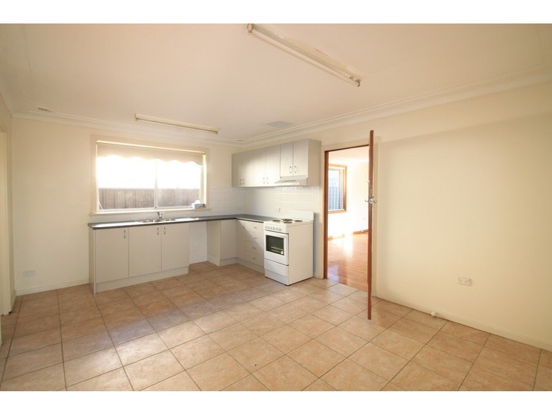 15 Lloyd Street, Greystanes NSW 2145