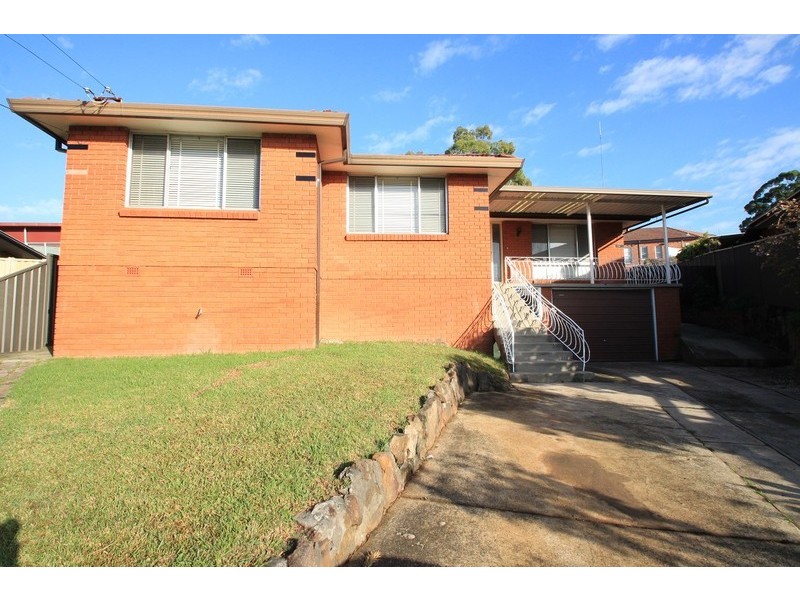 15 Lloyd Street, Greystanes NSW 2145