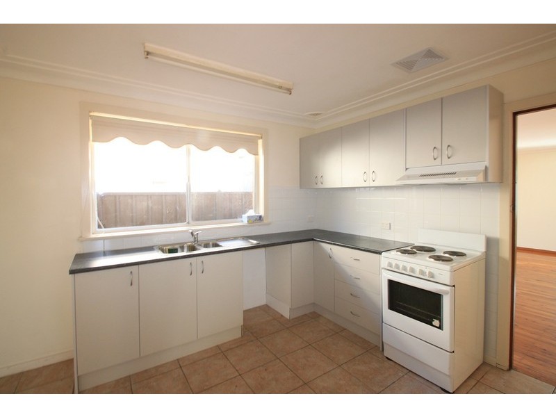 15 Lloyd Street, Greystanes NSW 2145