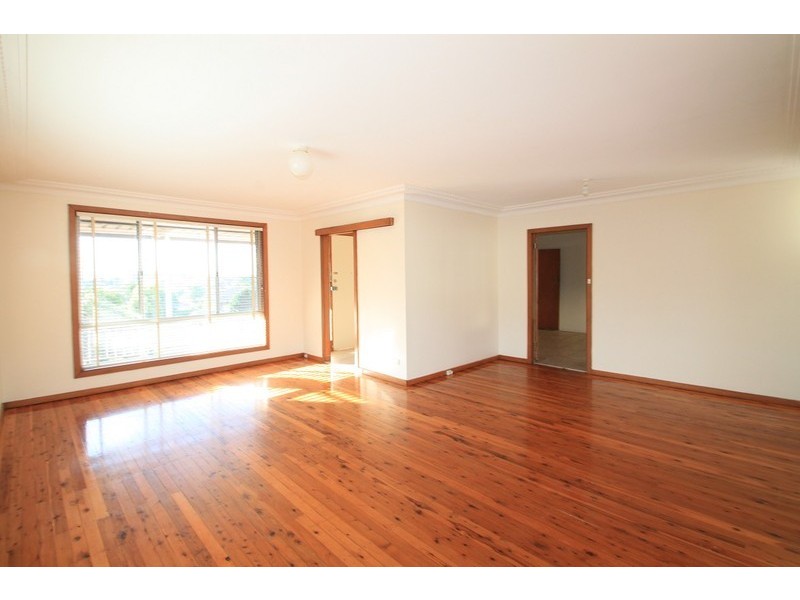 15 Lloyd Street, Greystanes NSW 2145