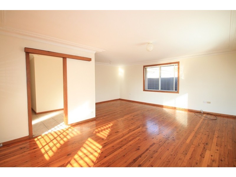 15 Lloyd Street, Greystanes NSW 2145