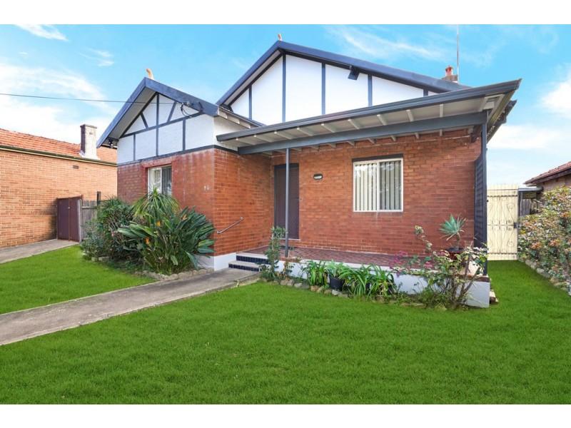 10 Westwood Avenue, Belmore NSW 2192