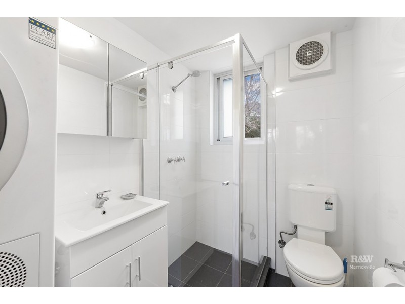 8/60 Ewart Street, Marrickville NSW 2204