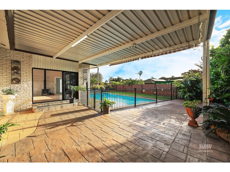 42 Craig Avenue, Moorebank NSW 2170