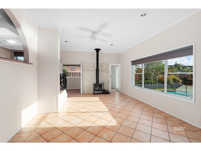 42 Craig Avenue, Moorebank NSW 2170