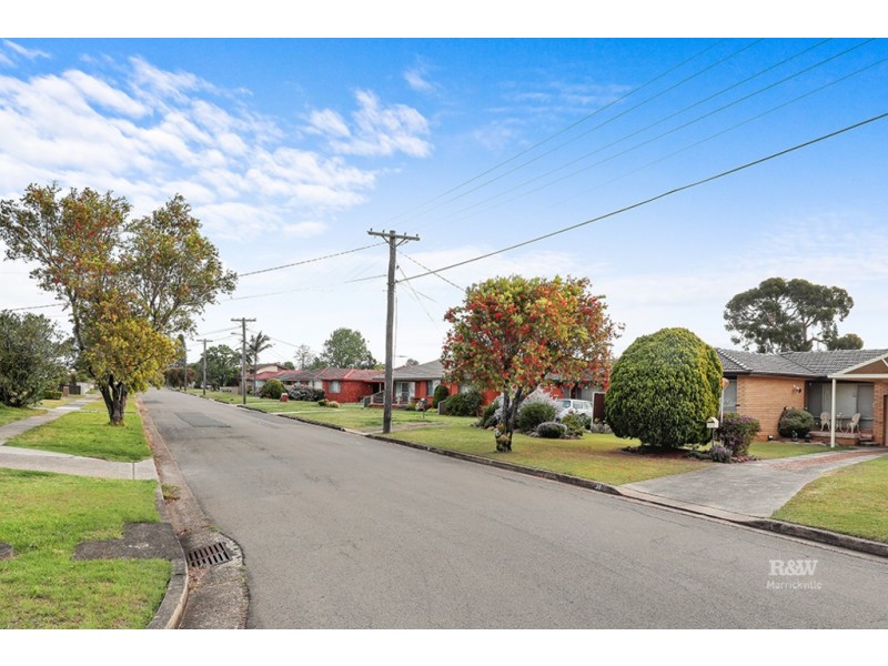 42 Craig Avenue, Moorebank NSW 2170