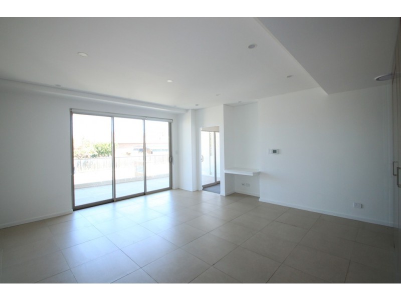 102/32 Enfield Street, Marrickville NSW 2204
