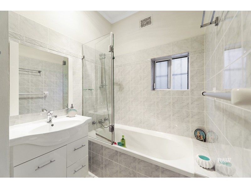 24 Porter Avenue, Marrickville NSW 2204