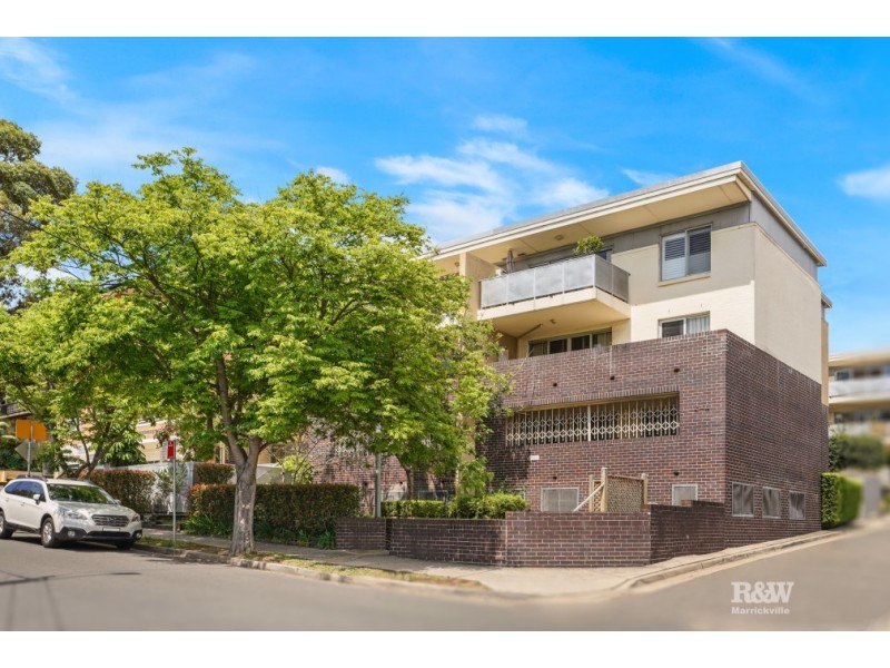 4/2 Schwebel Street, Marrickville NSW 2204