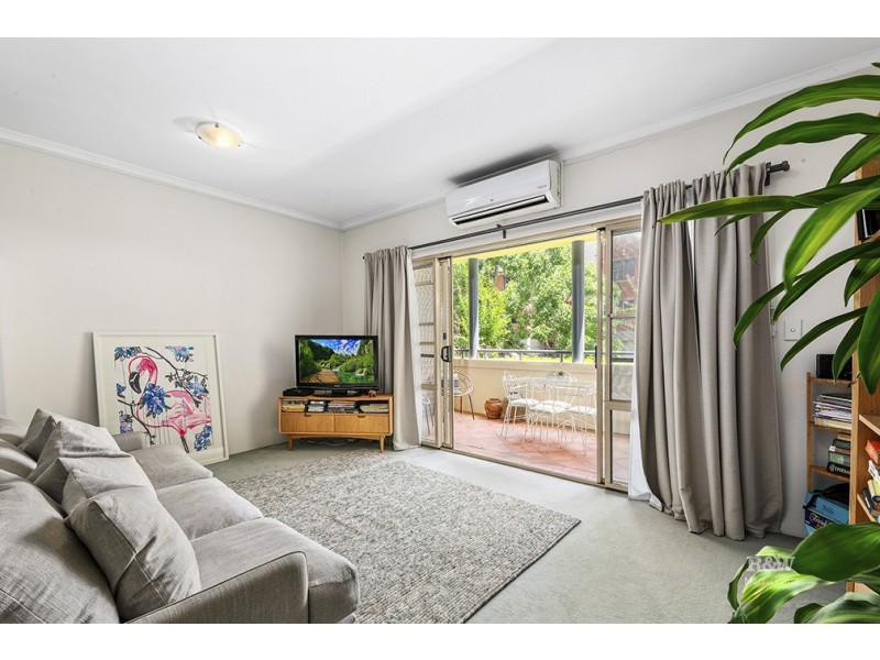 2/6 Williams Parade, Dulwich Hill NSW 2203