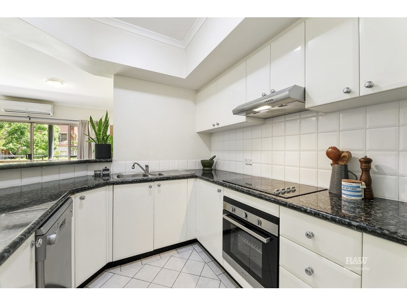 2/6 Williams Parade, Dulwich Hill NSW 2203