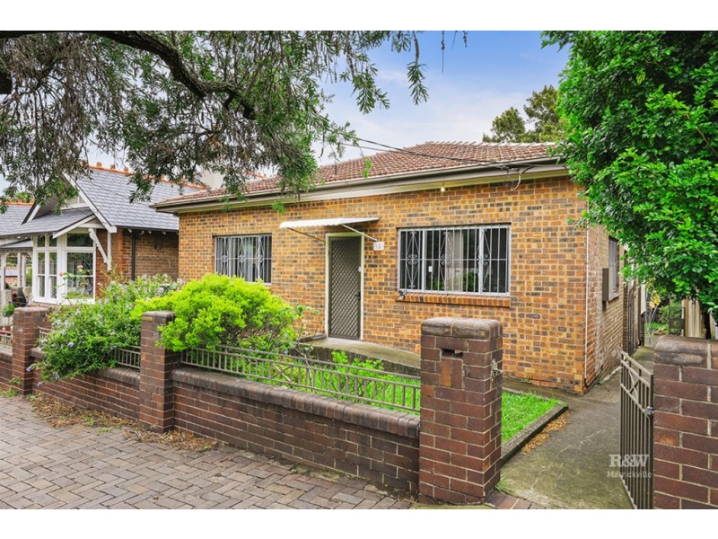 15 Tamar Street, Marrickville NSW 2204