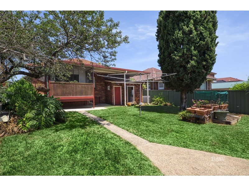 40 Chisholm Avenue, Clemton Park NSW 2206