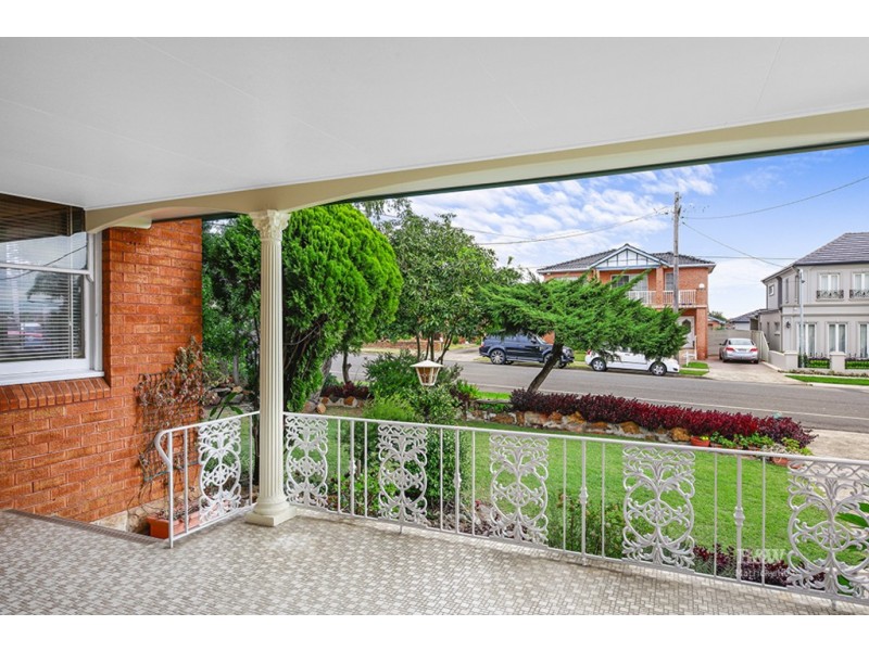 42 Staples Street, Kingsgrove NSW 2208