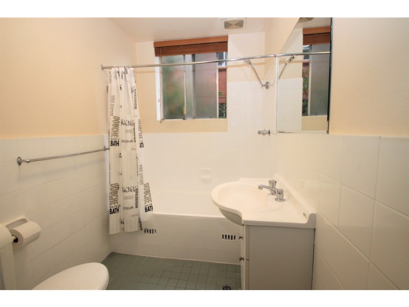 1/25a George Street, Marrickville NSW 2204